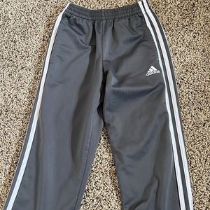 Like New Adidas warm up pants S:7